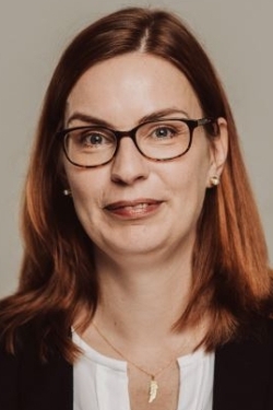 Dr. Sabine Gehrlein Dr. Sabine Gehrlein